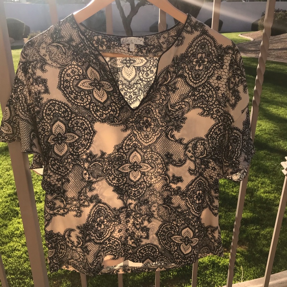 Black & Beige Damask/Floral Print Blouse